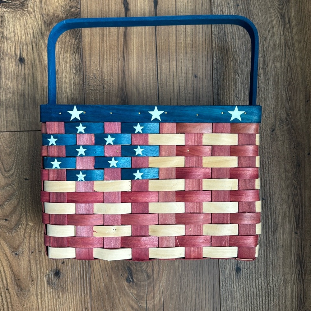 Patriotic American flag utensil / silverware caddy